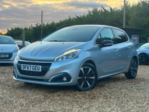 2018 Peugeot 208 1.2 Puretech Allure Premium Euro 6 (s/s) 5dr in Silver — image 4