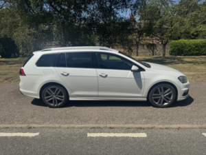2015 Volkswagen Golf 1.4 Tsi Bluemotion R-Line Gt Est in White — image 5