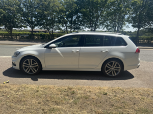 2015 Volkswagen Golf 1.4 Tsi Bluemotion R-Line Gt Est in White — image 6