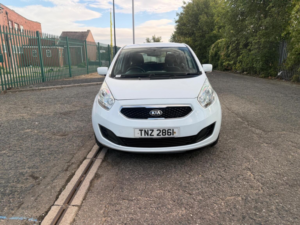 2013 Kia Venga 1.4 Crdi 2 Euro 5 5dr in White — image 4