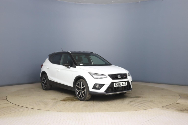 2019 SEAT Arona 1.0 Tsi Fr Sport DSG Euro 6 (s/s) 5dr in White — image 1