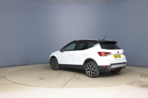 2019 SEAT Arona 1.0 Tsi Fr Sport DSG Euro 6 (s/s) 5dr in White — image 4