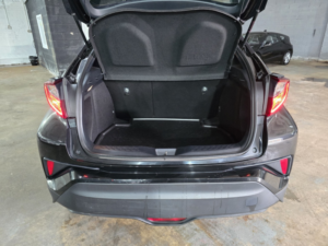 2021 Toyota C-Hr 1.8 Vvt-H Icon in Black — image 6