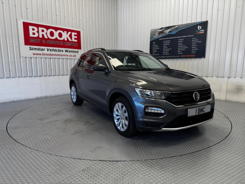 2018 Volkswagen T-Roc 1.0 Tsi Se Euro 6 (s/s) 5dr in Grey — image 1