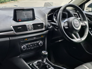 2018 Mazda Mazda3 2.0 Skyactiv-G Sport Nav Hatchback 5dr Petrol Manual Euro 6 (s/s) (121 Ps) in Grey — image 2