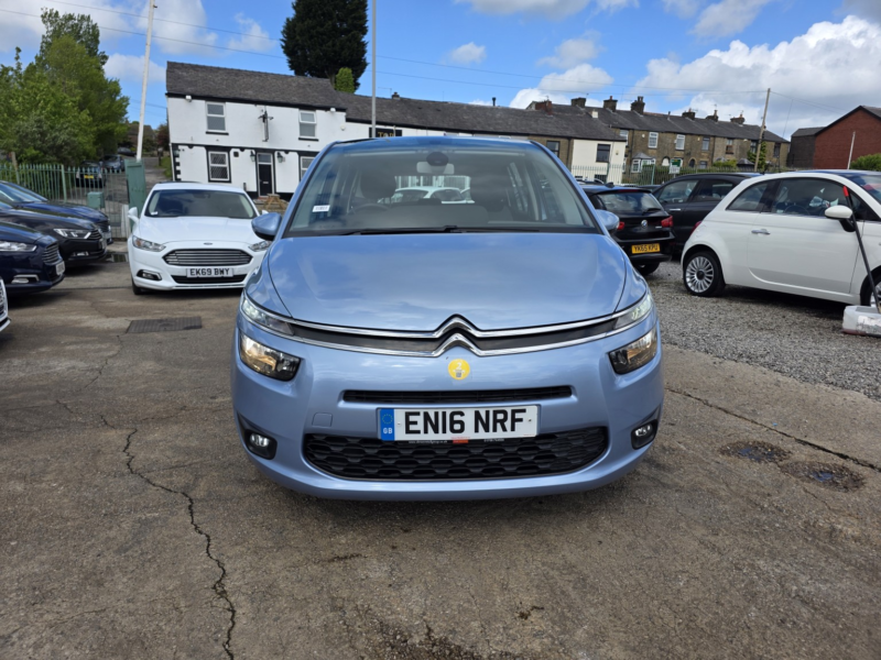 2016 Citroen Grand C4 Picasso 1.6 Bluehdi Vtr+ in Blue — image 1