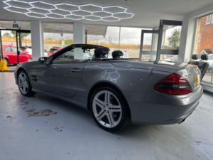 2011 Mercedes-Benz Sl 3.5 Sl350 7g-Tronic 2dr in Silver — image 4
