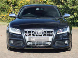 2011 Audi S5 3.0 Tfsi V6 in Black — image 4