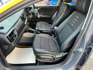 2022 Kia Stonic 1.0 T-Gdi Mhev Gt-Line S Dct Euro 6 (s/s) 5dr in Grey — image 2