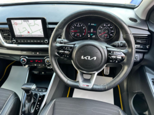 2022 Kia Stonic 1.0 T-Gdi Mhev Gt-Line S Dct Euro 6 (s/s) 5dr in Grey — image 6