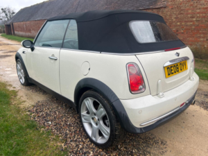 2008 MINI Convertible 1.6 Cooper Convertible in White — image 5