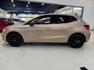 2017 SEAT Ibiza 1.0 Mpi Xcellence Euro 6 (s/s) 5dr in Gold — image 6