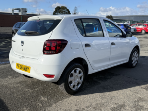 2017 Dacia Sandero 0.9 Ambiance Tce 90 in White — image 3