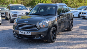 2012 MINI Countryman 1.6 Cooper Countryman in Grey — image 4