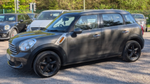 2012 MINI Countryman 1.6 Cooper Countryman in Grey — image 5