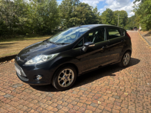 2012 Ford Fiesta 1.3 Zetec in Black — image 3
