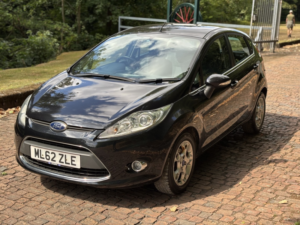 2012 Ford Fiesta 1.3 Zetec in Black — image 6