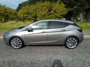 2017 Vauxhall Astra Elite Nav 1.6 Cdti Blueinjection Automatic in Grey — image 5