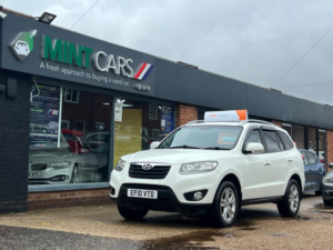 2010 Hyundai Santa Fe 2.2 Crdi Premium in White — image 3