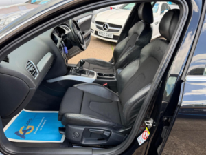 2009 Audi A4 2.0 Tdi S Line Euro 4 4dr in Black — image 4