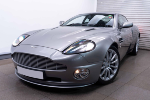 2003 Aston Martin Vanquish 5.9 2dr in Silver — image 5