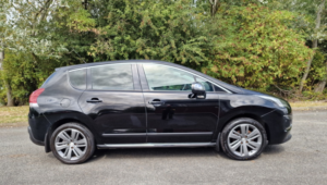 2016 Peugeot 3008 1.6 Bluehdi Allure in Black — image 4
