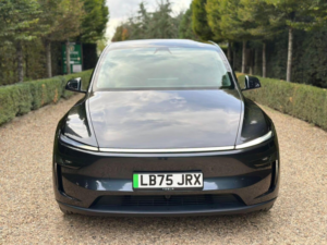 2025 Tesla Model Y 84.7kwh Long Range Auto Rwd 5dr in Other — image 3