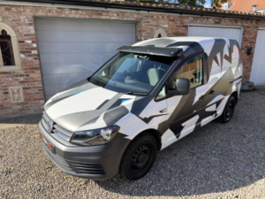 2018 Volkswagen Caddy 1.2 Tsi C20 Bluemotion Tech Startline in White — image 2