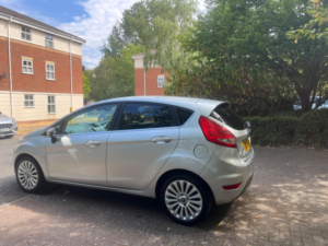2010 Ford Fiesta 1.4 Titanium 5dr in Silver — image 4