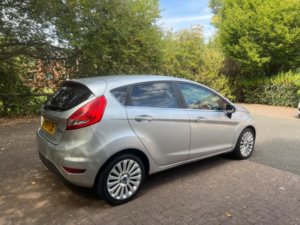 2010 Ford Fiesta 1.4 Titanium 5dr in Silver — image 6