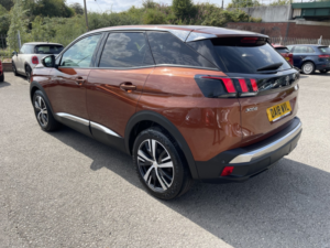 2018 Peugeot 3008 1.6 Bluehdi Allure in Bronze — image 3