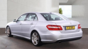 2011 Mercedes-Benz E Class 2.1 E250 Cdi Blueefficiency Sport G-Tronic+ Euro 5 (s/s) 4dr in Silver — image 3