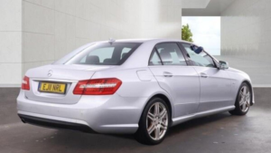 2011 Mercedes-Benz E Class 2.1 E250 Cdi Blueefficiency Sport G-Tronic+ Euro 5 (s/s) 4dr in Silver — image 4