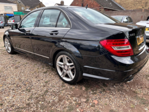 2011 Mercedes-Benz C Class 2.1 C220 Cdi Blueefficiency Sport Edition 125 in Black — image 3