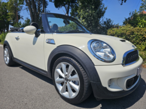 2013 MINI Convertible 1.6 Cooper S Convertible in White — image 2