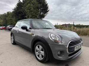 2015 MINI Hatch