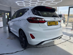 2022 Ford Fiesta 1.5t Ecoboost St-3 Euro 6 (s/s) 5dr in White — image 5