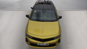 2024 Vauxhall Astra Electric 54kwh Gs Auto 5dr in Yellow — image 6