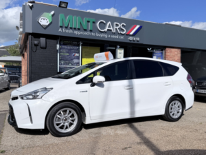 2017 Toyota Prius+ 1.8 Vvt-H Icon in White — image 5