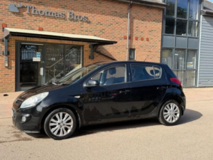 2009 Hyundai I20 1.4 Style Euro 4 5dr in Black — image 5