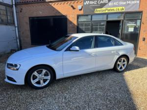 2012 Audi A4 2.0 Tdie Se Technik in White — image 3