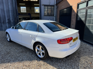 2012 Audi A4 2.0 Tdie Se Technik in White — image 6