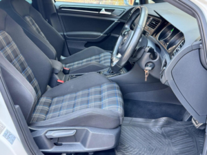 2016 Volkswagen Golf 1.4 Tsi Gte DSG Euro 6 (s/s) 5dr in White — image 3