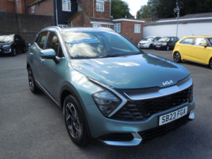 2023 Kia Sportage 1.6 T-Gdi 2 in Grey — image 2