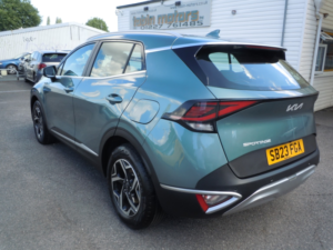 2023 Kia Sportage 1.6 T-Gdi 2 in Grey — image 4