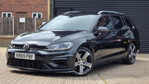 2019 Volkswagen Golf 2.0 Tsi R DSG 4motion Euro 6 (s/s) 5dr in Black — image 2