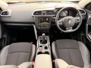 2018 Renault Kadjar 1.3 Tce Dynamique S Nav SUV 5dr Petrol Manual Euro 6 (s/s) (140 Ps) in Grey — image 6