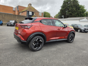 2023 Nissan Juke 1.6 N-Connecta in Red — image 3