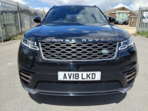 2018 Land Rover Range Rover Velar 2.0 D240 R-Dynamic S in Black — image 2