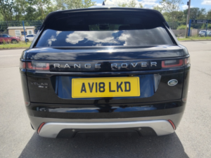 2018 Land Rover Range Rover Velar 2.0 D240 R-Dynamic S in Black — image 6